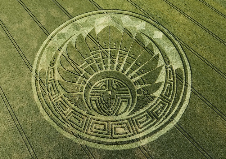 Фотография: Загадочные круги на полях в графстве Уилтшир №8 - BigPicture.ru