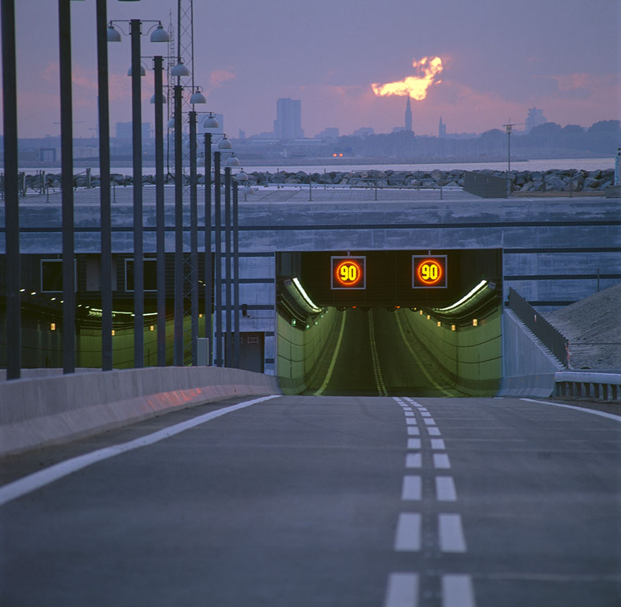 Фотография: Удивительный мост превращается в тоннель, соединяющий Данию и Швецию №4 - BigPicture.ru