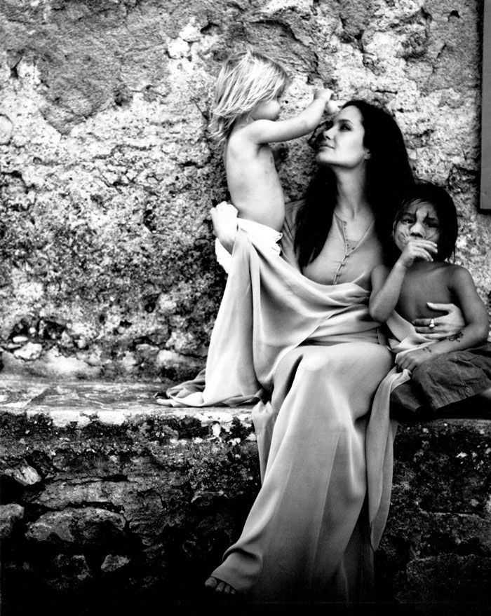 Фотография: Интимные фото Анджелины Джоли, сделанные ее мужем Брэдом Питтом №9 - BigPicture.ru