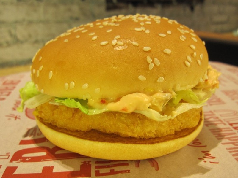 Фотография: 25 уникальных блюд, которые предлагают рестораны McDonald’s в разных странах №18 - BigPicture.ru