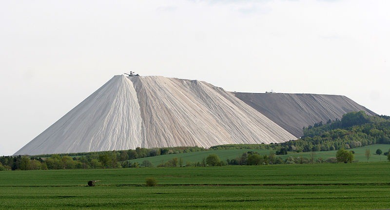 Фотография: Удивительная соляная гора в Германии №3 - BigPicture.ru