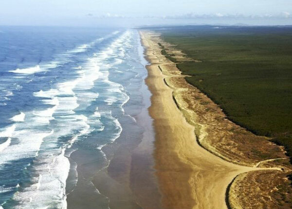 Австралийский пляж длиной 151 километр