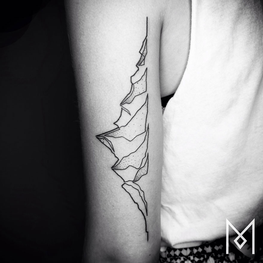 Фотография: Суперкрасивые татуировки, нарисованные в одну линию №15 - BigPicture.ru