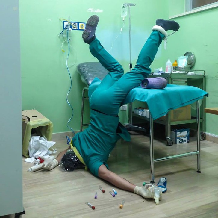 Фотография: Крах и падение иллюзий жизни: забавные снимки о постановочных несчастных случаях №6 - BigPicture.ru