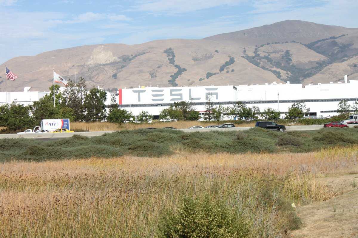 Фотография: Экскурсия на завод, где Tesla собирает свою новую Model X №2 - BigPicture.ru
