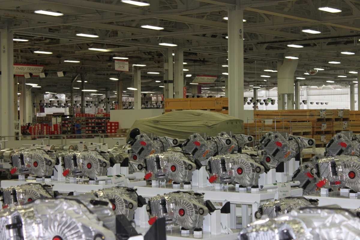 Фотография: Экскурсия на завод, где Tesla собирает свою новую Model X №30 - BigPicture.ru