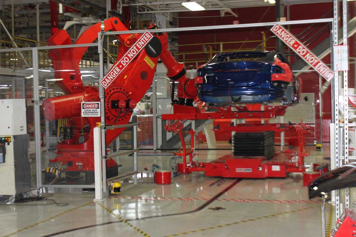 Фотография: Экскурсия на завод, где Tesla собирает свою новую Model X №31 - BigPicture.ru