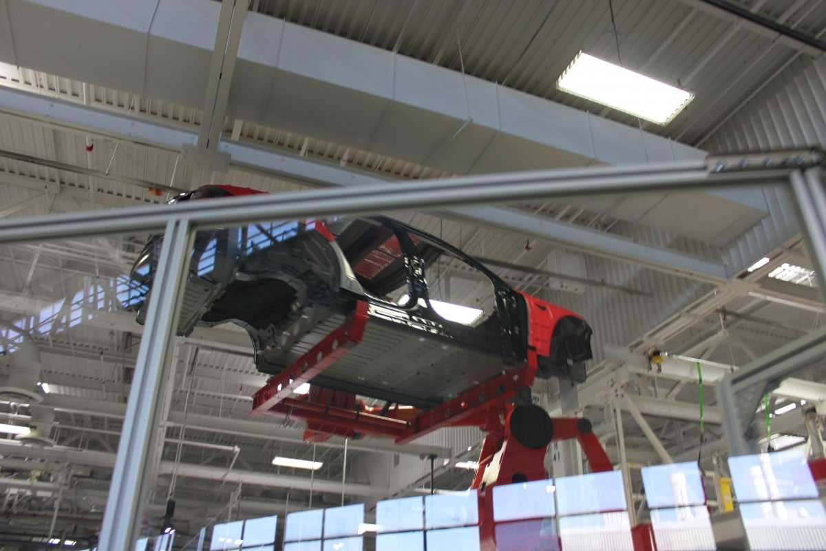 Фотография: Экскурсия на завод, где Tesla собирает свою новую Model X №32 - BigPicture.ru