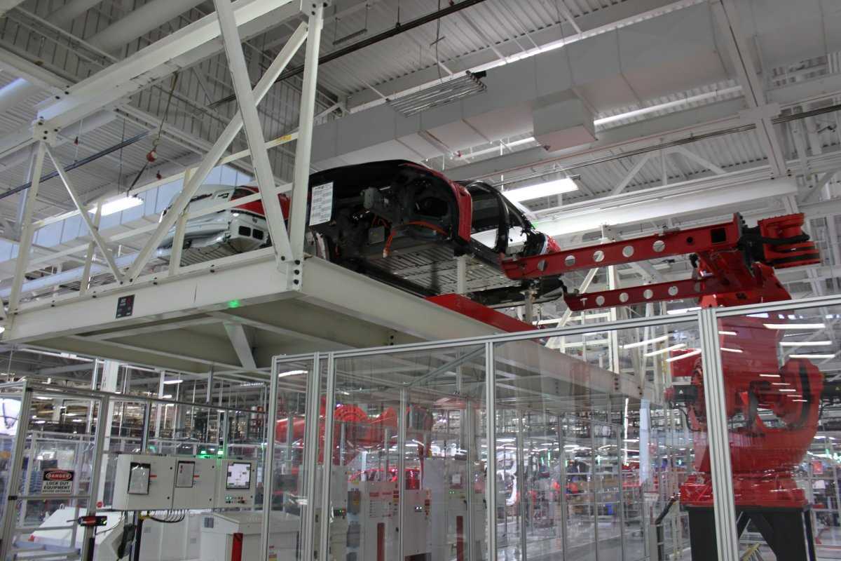 Фотография: Экскурсия на завод, где Tesla собирает свою новую Model X №36 - BigPicture.ru