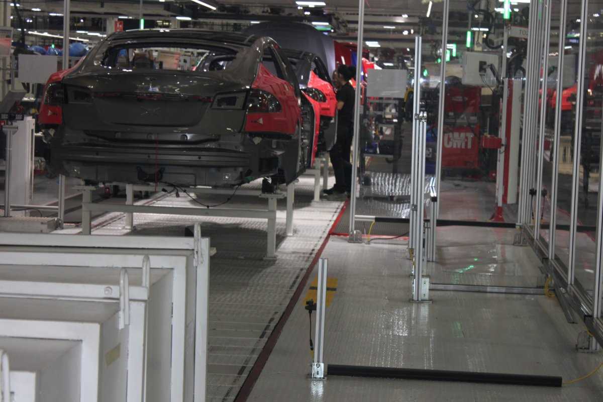 Фотография: Экскурсия на завод, где Tesla собирает свою новую Model X №37 - BigPicture.ru