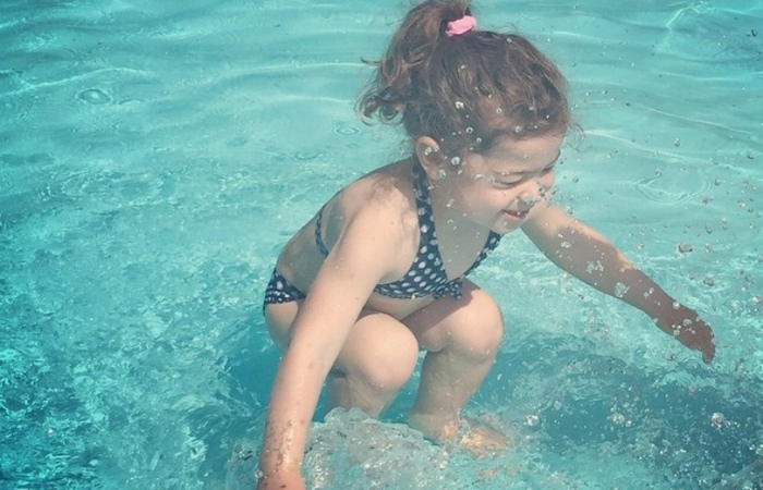 Фотография: Фотозагадка: девочка под водой или нет? №1 - BigPicture.ru