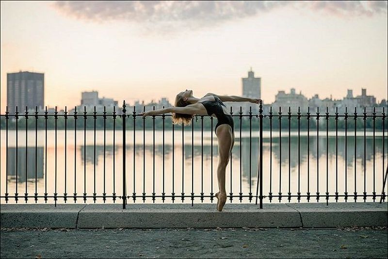 Фотография: Балерины на улицах города — самый известный проект в интернете о балете с сотнями тысяч поклонников! №7 - BigPicture.ru