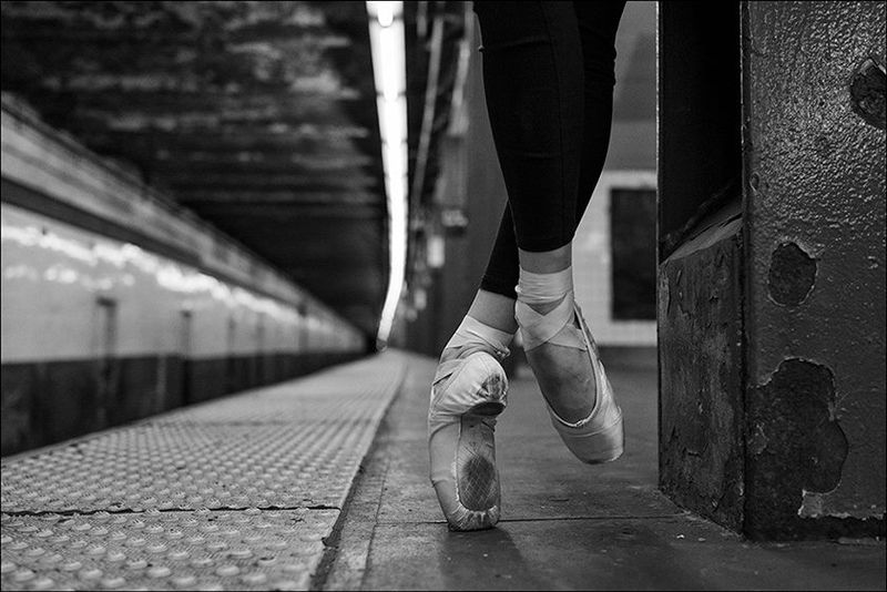 Фотография: Балерины на улицах города — самый известный проект в интернете о балете с сотнями тысяч поклонников! №28 - BigPicture.ru