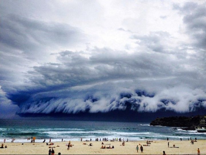 Фотография: Странное облако-цунами над Сиднеем №5 - BigPicture.ru