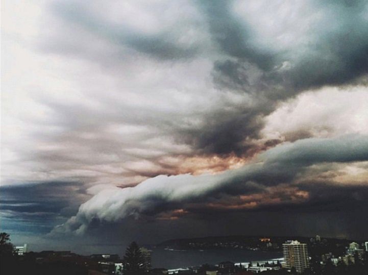 Фотография: Странное облако-цунами над Сиднеем №8 - BigPicture.ru