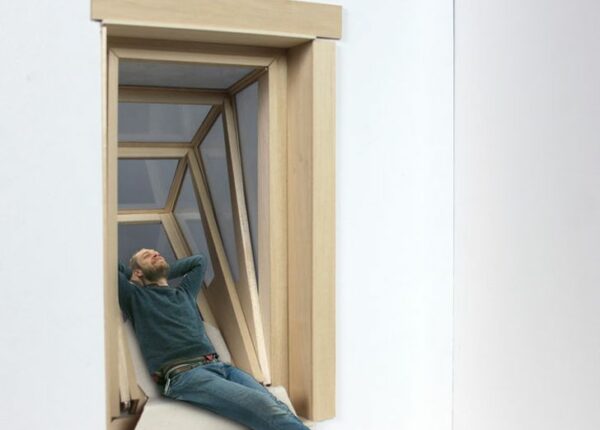 Окно для маленьких квартир — превращается, превращается… в уютный балкон!