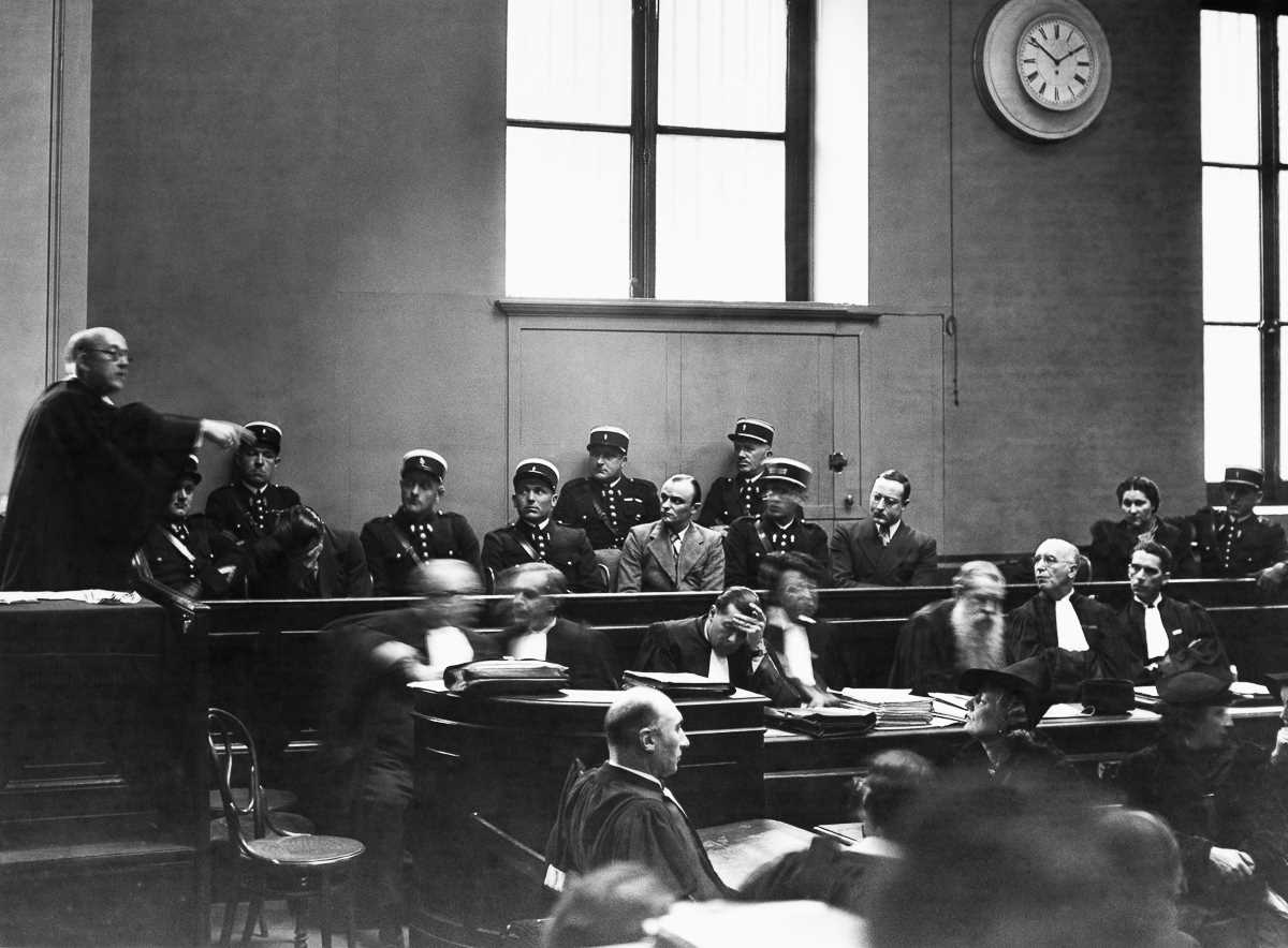 1939 год: последняя публичная казнь во Франции с помощью гильотины. ФОТО