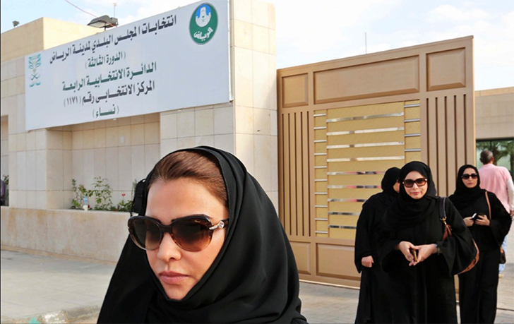 Фотография: Первое женское голосование в истории Саудовской Аравии №12 - BigPicture.ru