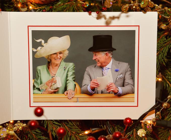 Фотография: Как королевское семейство Великобритании поздравляет с Рождеством на протяжении последних 65 лет №13 - BigPicture.ru