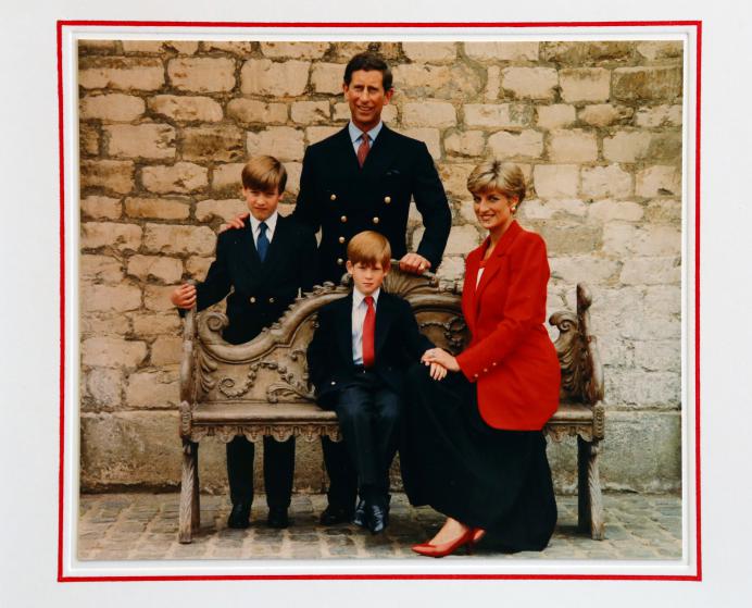Фотография: Как королевское семейство Великобритании поздравляет с Рождеством на протяжении последних 65 лет №10 - BigPicture.ru