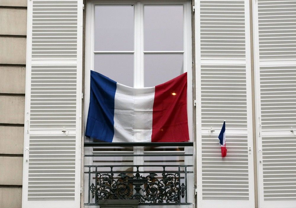 Фотография: Как французы чтут память жертв терактов №2 - BigPicture.ru