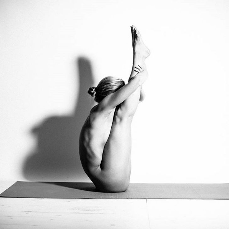 Фотография: Такой сексуальной йоги вы еще не видели №16 - BigPicture.ru