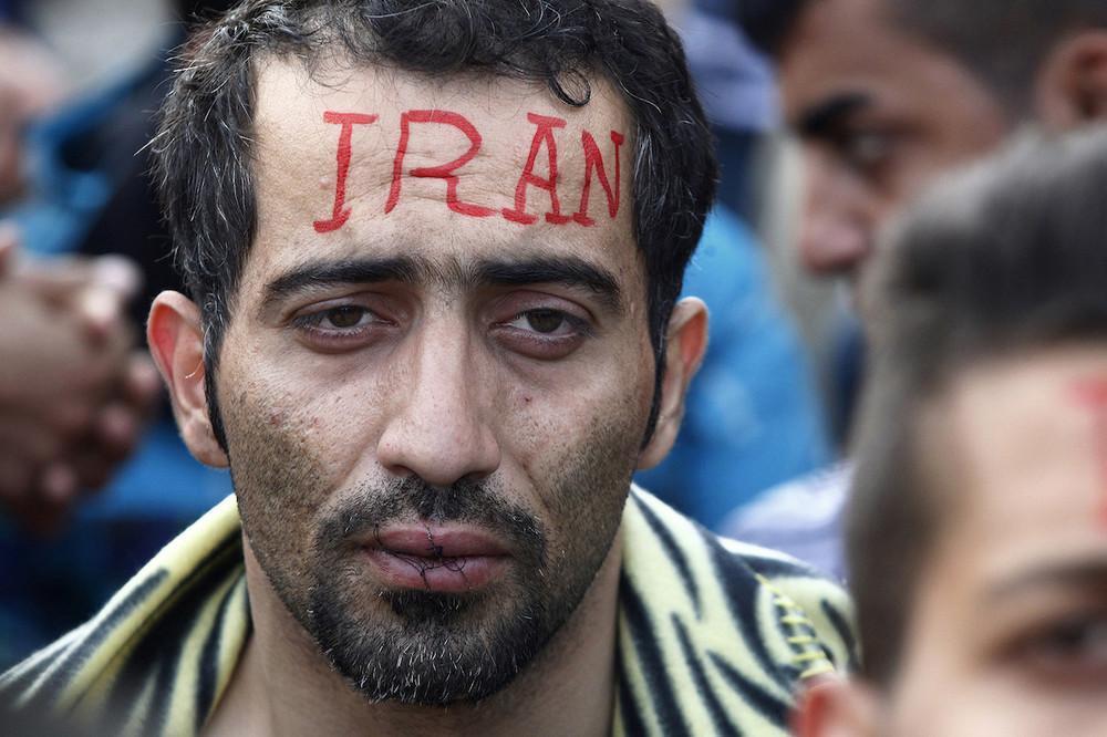 Фотография: Иранские беженцы зашили себе рты №16 - BigPicture.ru