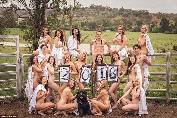 Фотография: 65 студентов из Сиднея полностью разделись для ежегодного благотворительного календаря №1 - BigPicture.ru
