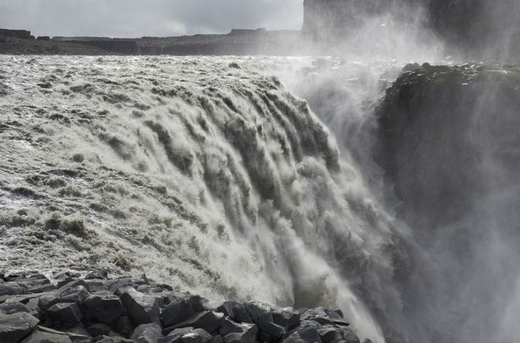 самые запоминающиеся водопады Исландии фото