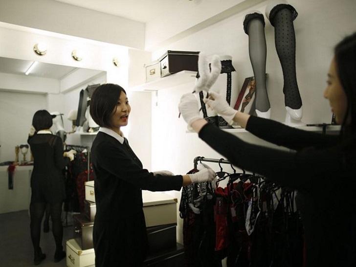 Фотография: В Южной Корее открылся секс-шоп, который нарушает все табу №6 - BigPicture.ru
