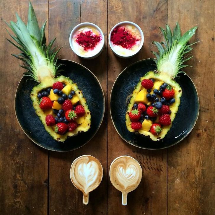 Фотография: Мужчина каждый день делает симметричные завтраки для своего любимого №4 - BigPicture.ru