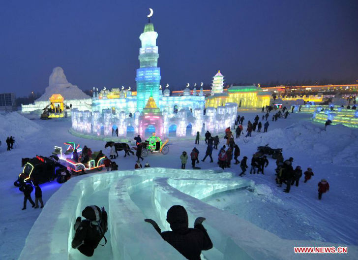 Фотография: Песнь льда и снега: в Китае проходит международный фестиваль ледяной и снежной скульптуры №9 - BigPicture.ru