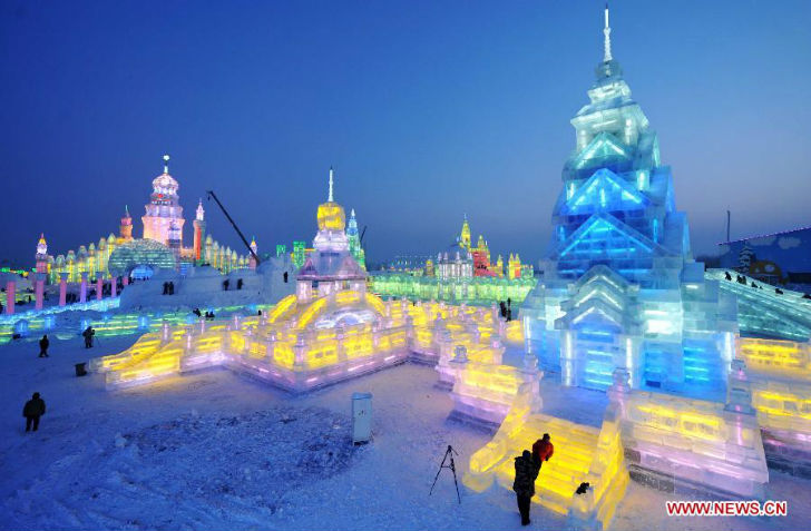 Фотография: Песнь льда и снега: в Китае проходит международный фестиваль ледяной и снежной скульптуры №8 - BigPicture.ru