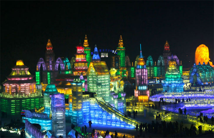 Фотография: Песнь льда и снега: в Китае проходит международный фестиваль ледяной и снежной скульптуры №15 - BigPicture.ru