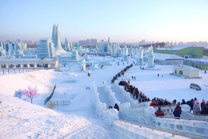 Фотография: Песнь льда и снега: в Китае проходит международный фестиваль ледяной и снежной скульптуры №13 - BigPicture.ru