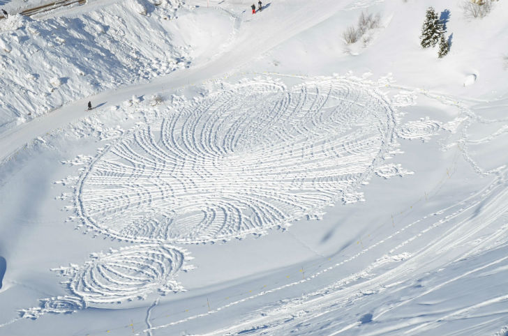Фотография: Кто оставляет волшебные узоры на снегу среди горных альпийских вершин №4 - BigPicture.ru