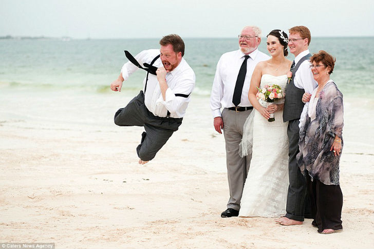 Фотография: 25 свадебных фотографий, которые любая невеста предпочла бы сжечь №10 - BigPicture.ru