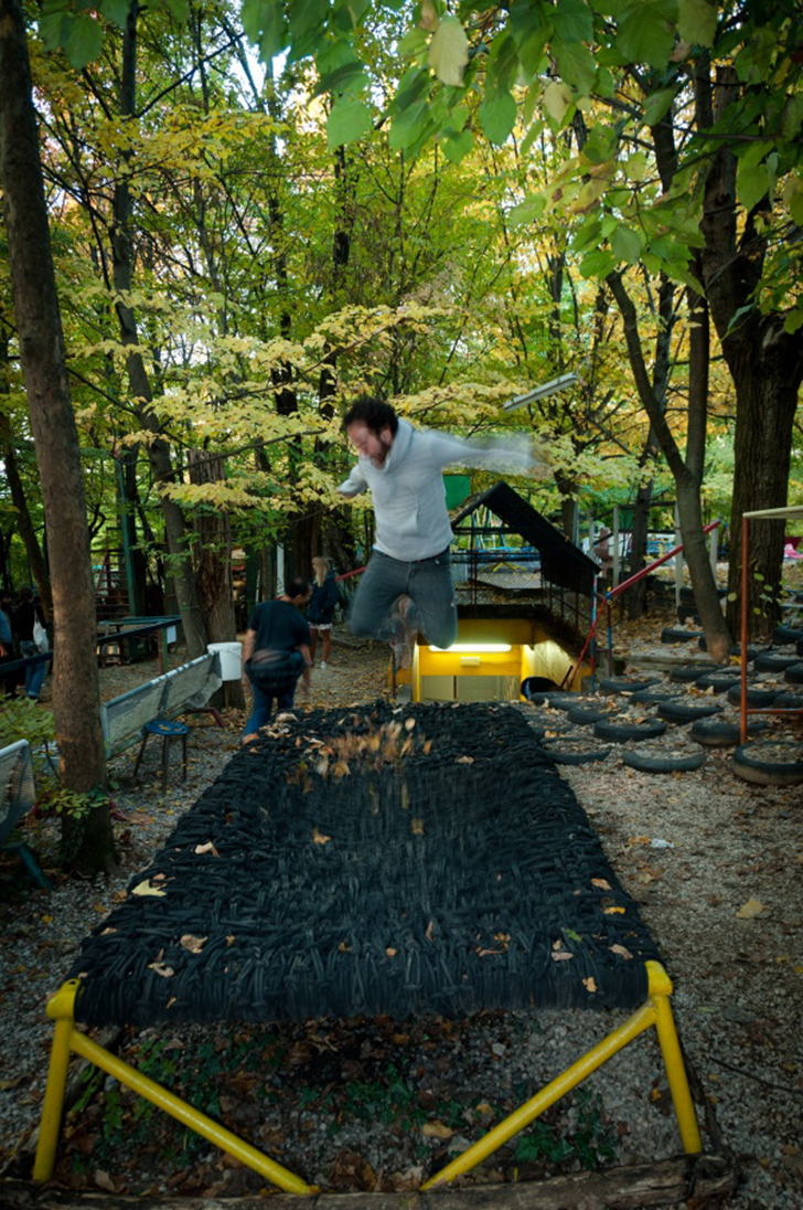 Фотография: Итальянец в одиночку построил парк аттракционов в лесу №10 - BigPicture.ru