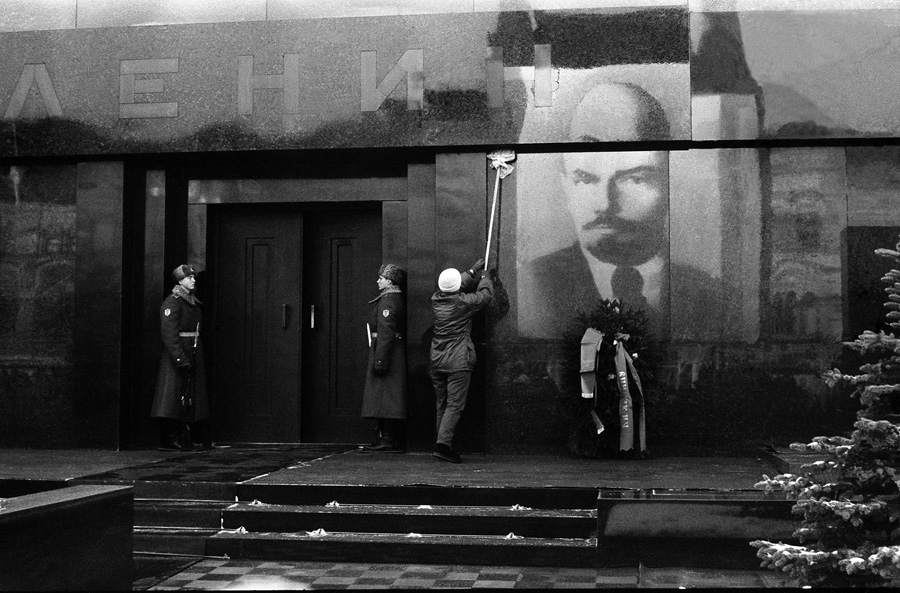 Фотография: Обратная сторона радужного коммунизма №54 - BigPicture.ru