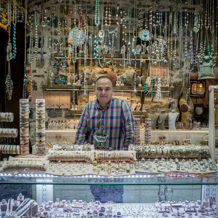 Фотография: Кто торгует на самом древнем и большом базаре мира №14 - BigPicture.ru