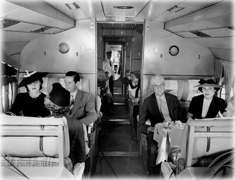Как раньше летали первым классом: икра, любой алкоголь, курение прямо в кресле. ФОТО