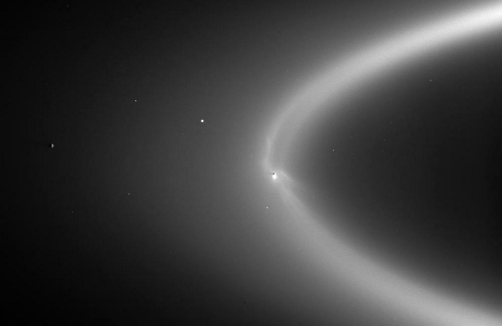 Фотография: Удивительные эпические фотографии Сатурна №14 - BigPicture.ru