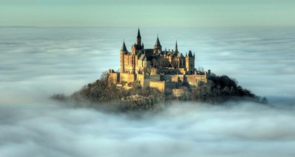 20 крутейших замков, в которых хочется остаться жить