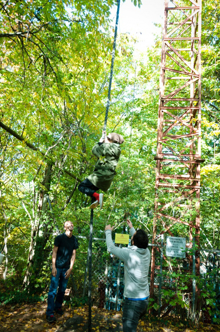 Фотография: Итальянец в одиночку построил парк аттракционов в лесу №5 - BigPicture.ru