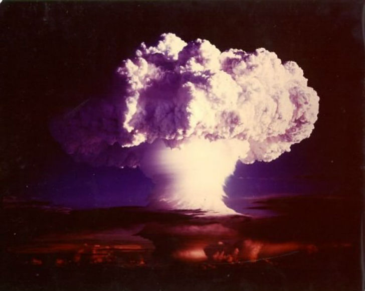 Фотография: Самые мощные ядерные взрывы, заснятые на камеру №2 - BigPicture.ru