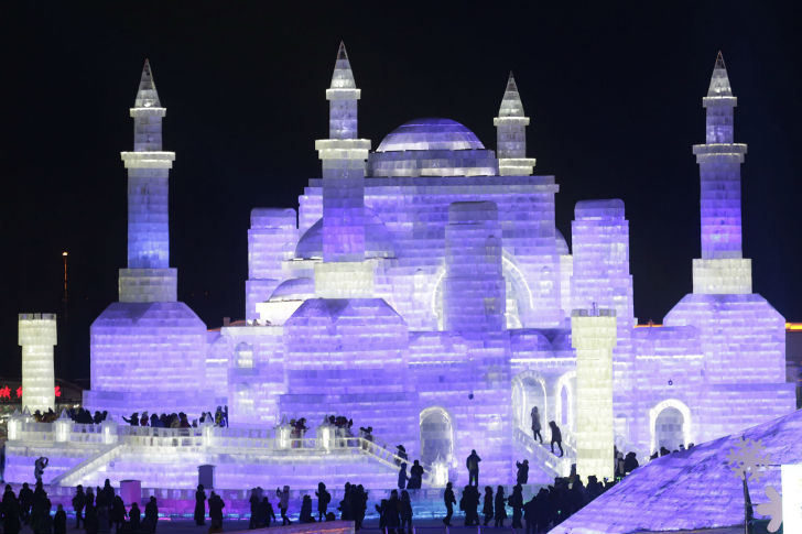 Фотография: Песнь льда и снега: в Китае проходит международный фестиваль ледяной и снежной скульптуры №5 - BigPicture.ru