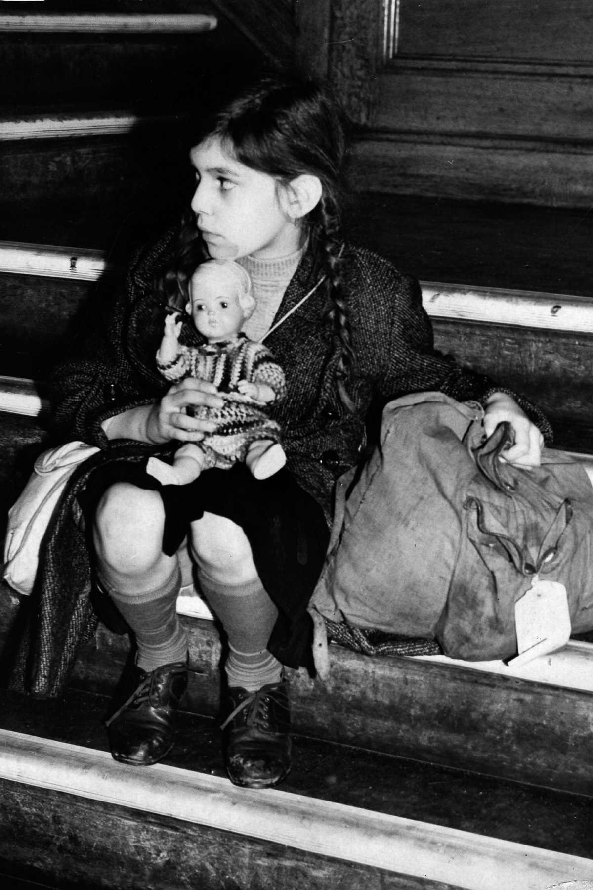 Фотография: Редкие снимки британской спецоперации по спасению детей во время холокоста №8 - BigPicture.ru