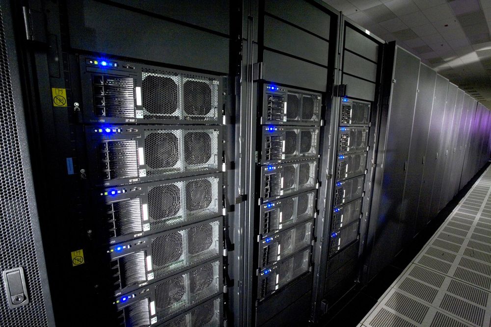 Фотография: 10 самых дорогих суперкомпьютеров, которые поражают своей мощностью №2 - BigPicture.ru