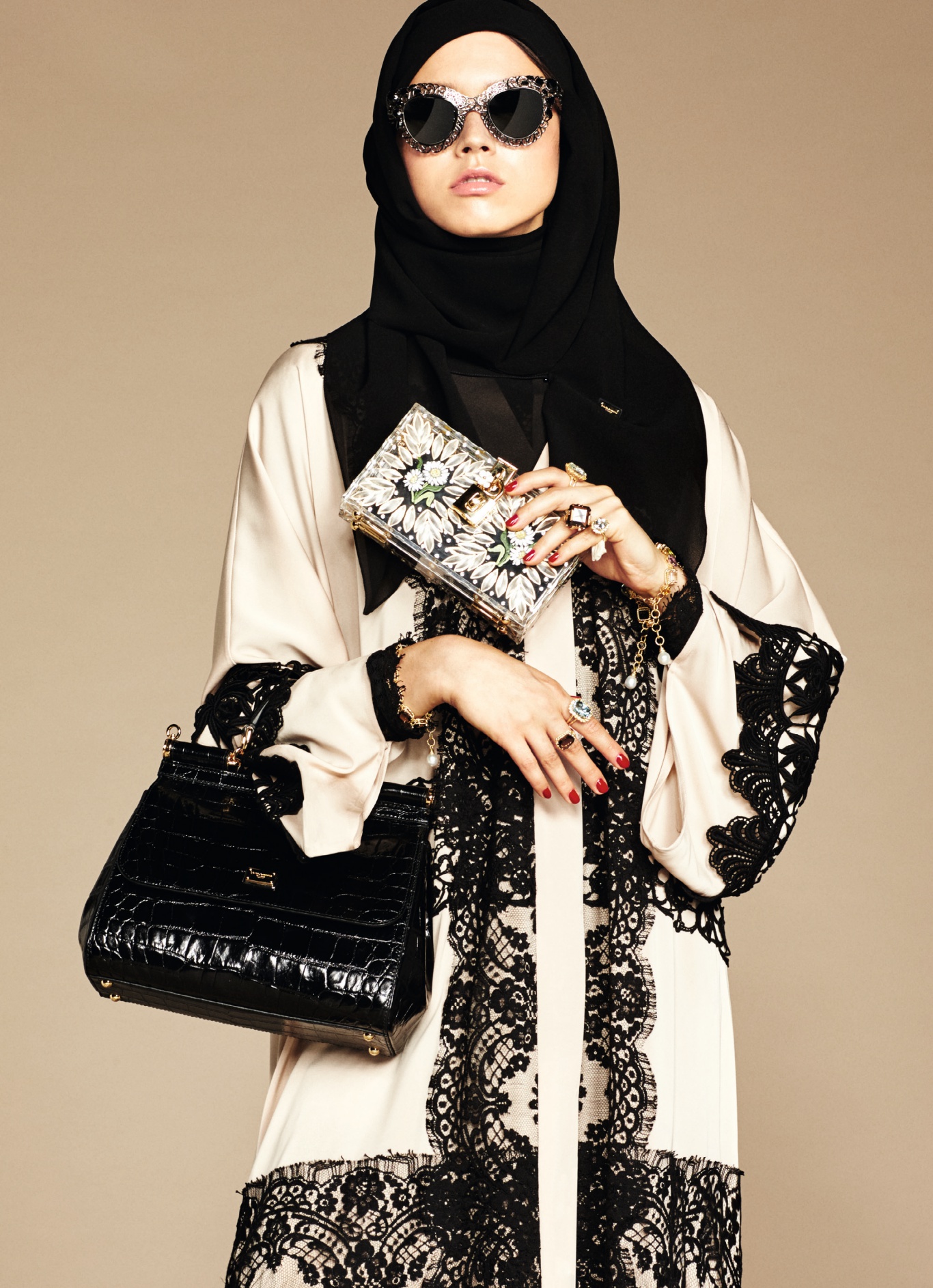 Фотография: Как Dolce&Gabbana покорял Ближний Восток №9 - BigPicture.ru