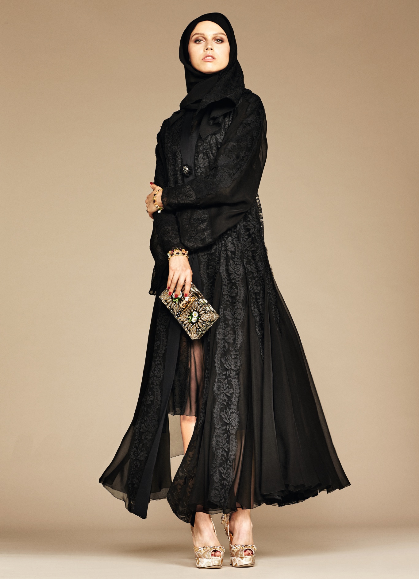Фотография: Как Dolce&Gabbana покорял Ближний Восток №3 - BigPicture.ru